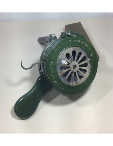 Sirena antiaérea de mano