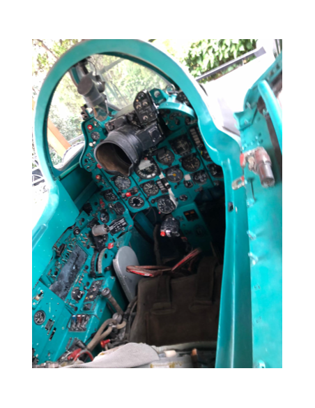 Cabina MIG 21 Completa