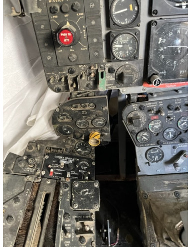 Interior cabina F-4 PHANTOM