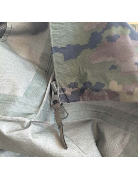 Traje de tormenta (agua) pixelado boscoso militar original