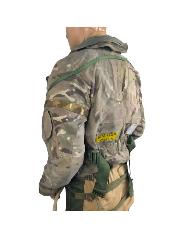 Traje de piloto completo. Chaqueta, mono y pantalón