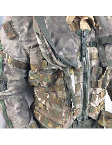 Traje de piloto completo. Chaqueta, mono y pantalón