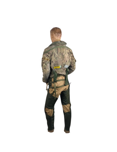 Traje de piloto completo. Chaqueta, mono y pantalón