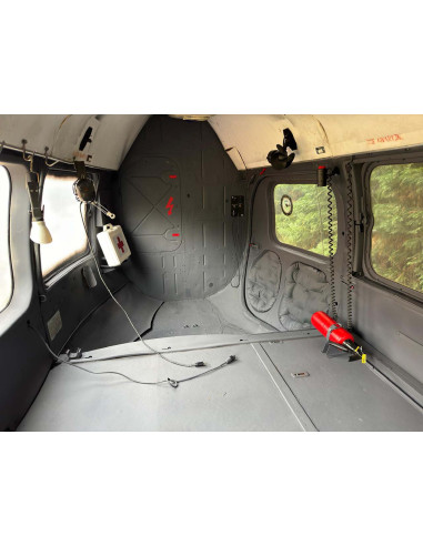 Helicóptero MI-2 PLUS restaurado