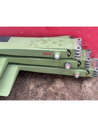 Helicóptero MI-2 PLUS restaurado