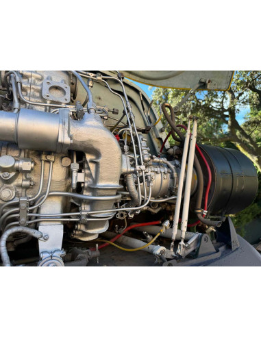 Helicóptero MI-2 PLUS restaurado