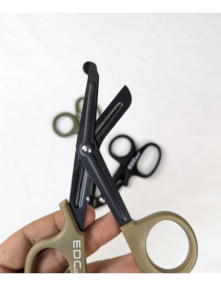 Tijeras tácticas militares EDC