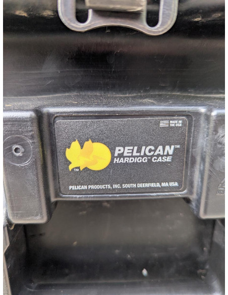Cajón de transporte Pelican con ruedas