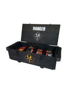 Caja de madera EXPLOSIVOS completa (todo de atrezzo y decoración)