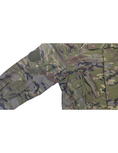 Uniforme militar Woodland pixelado ES