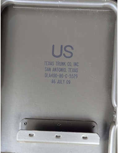 Escritorio de campaña antiguo del ejercito de los EEUU