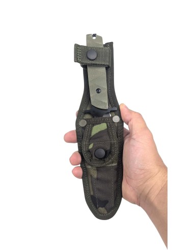Cuchillo de combate del ejercito Checo con funda camo