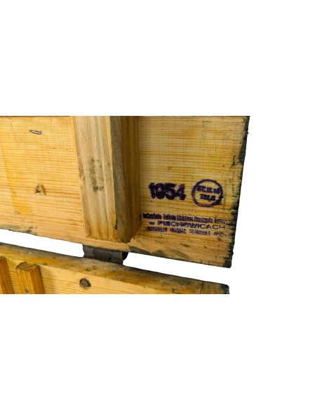 Caja de madera militar antigua grande Europa del Este