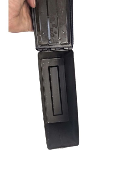 Caja metálica de munición P restaurada