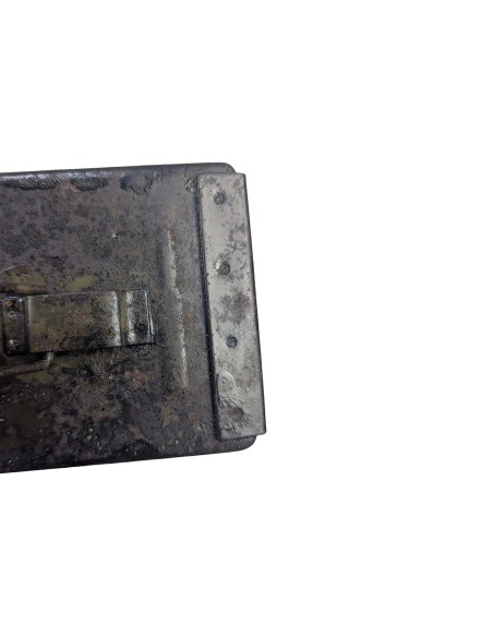Caja metálica de munición P restaurada