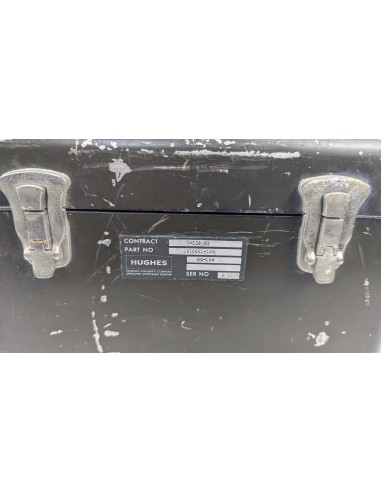 Cargador de baterías militar modelo AN/PRC-104 (BC-104)