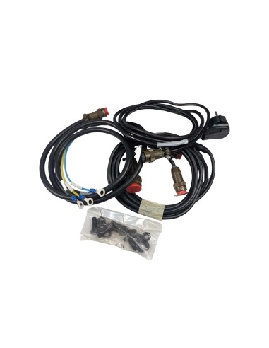 Cargador de Baterías Táctico Militar BC-101A (Amper) | Dual 12/24V - 110/220V