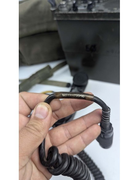 Radio militar US Harris RF-3045A