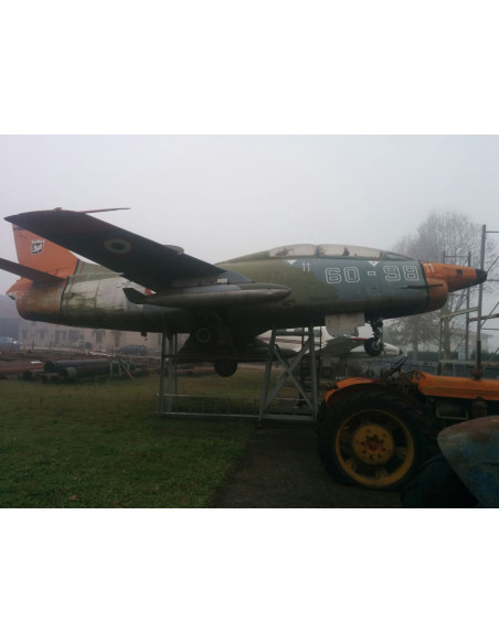 Avión militar de entrenamiento FIAT G-91
