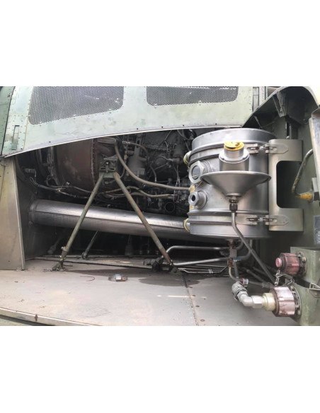 Helicóptero militar US BELL UH-1H (Funcionando)