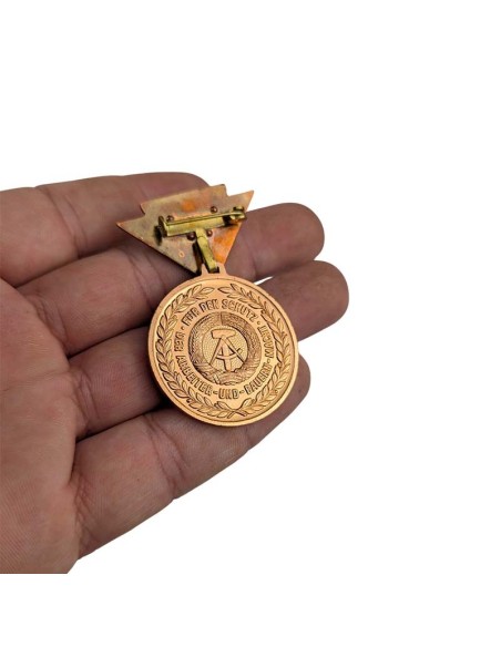 Medalla de bronce RDA Reservista del Ejército Popular Nacional