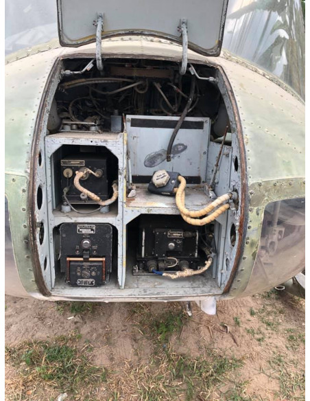 Helicóptero militar US BELL UH-1H (Funcionando)
