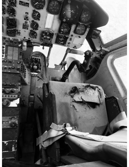 Helicóptero militar US BELL UH-1H (Funcionando)